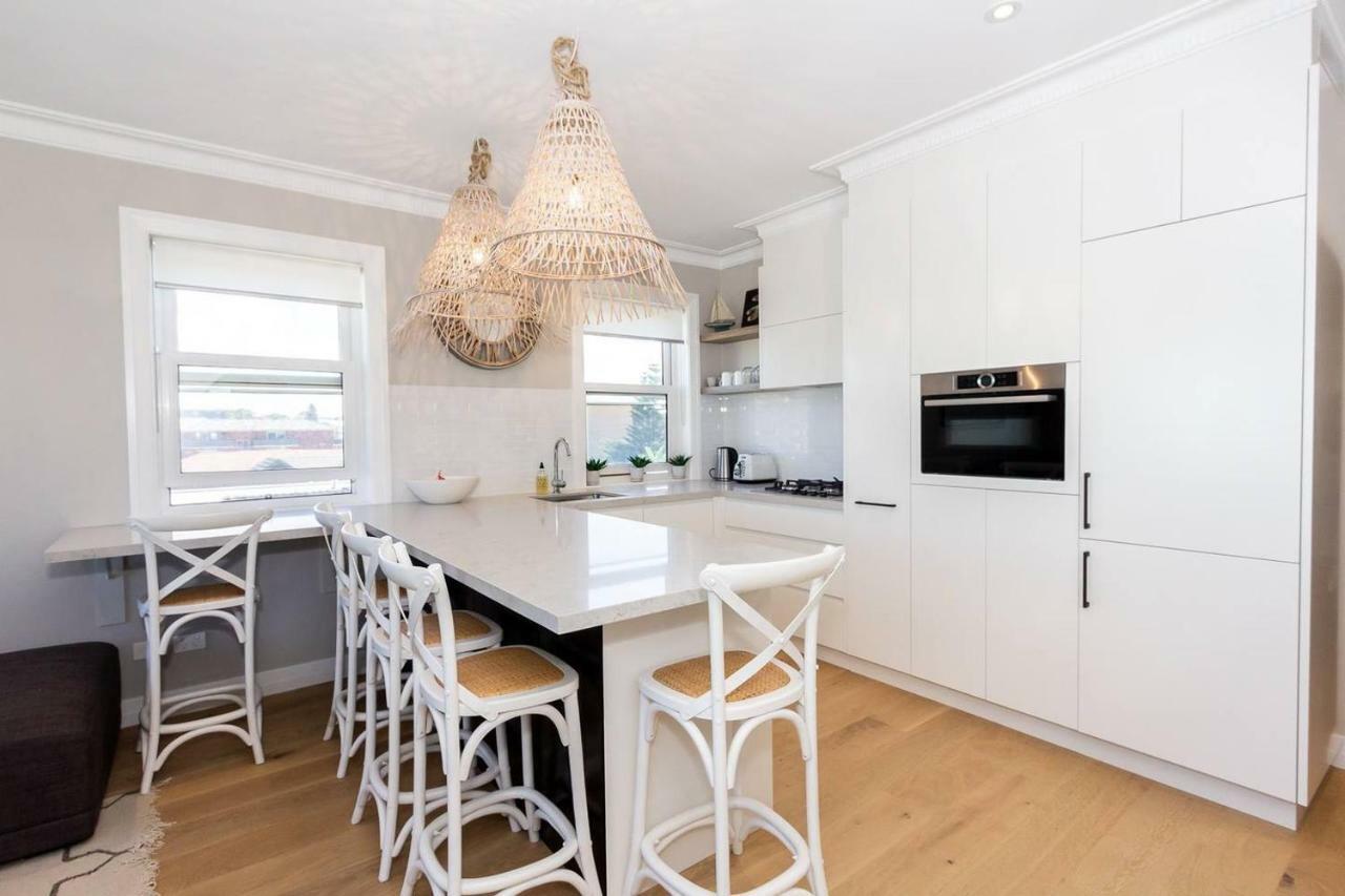 Bondi Breeze-Hosted By:L'Abode Accommodation Sydney Kültér fotó